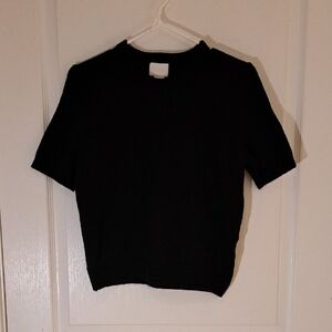 108 - H&M Black Short Sleeve Sweater